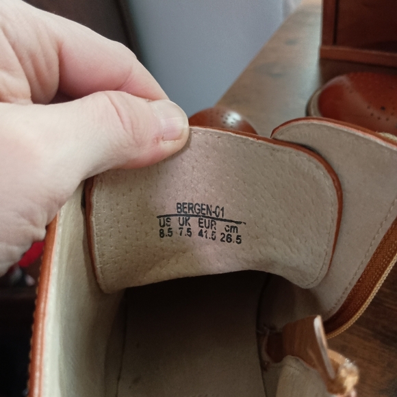 Bruno Marc Men's Brown Leather Brogue Boots_ Like New_ 8.5 - Picture 13 of 14